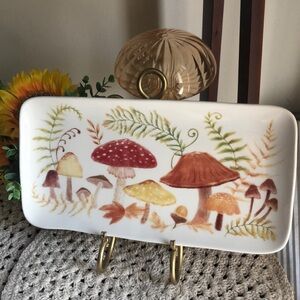 Potter’s Studio MUSHROOM Platter Tray